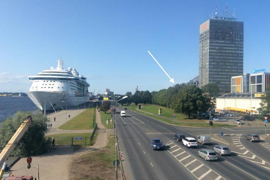 New Comfortable Apartment Nearby Promenade In 5 Minutes From Old Town Of Riga. Exteriör bild